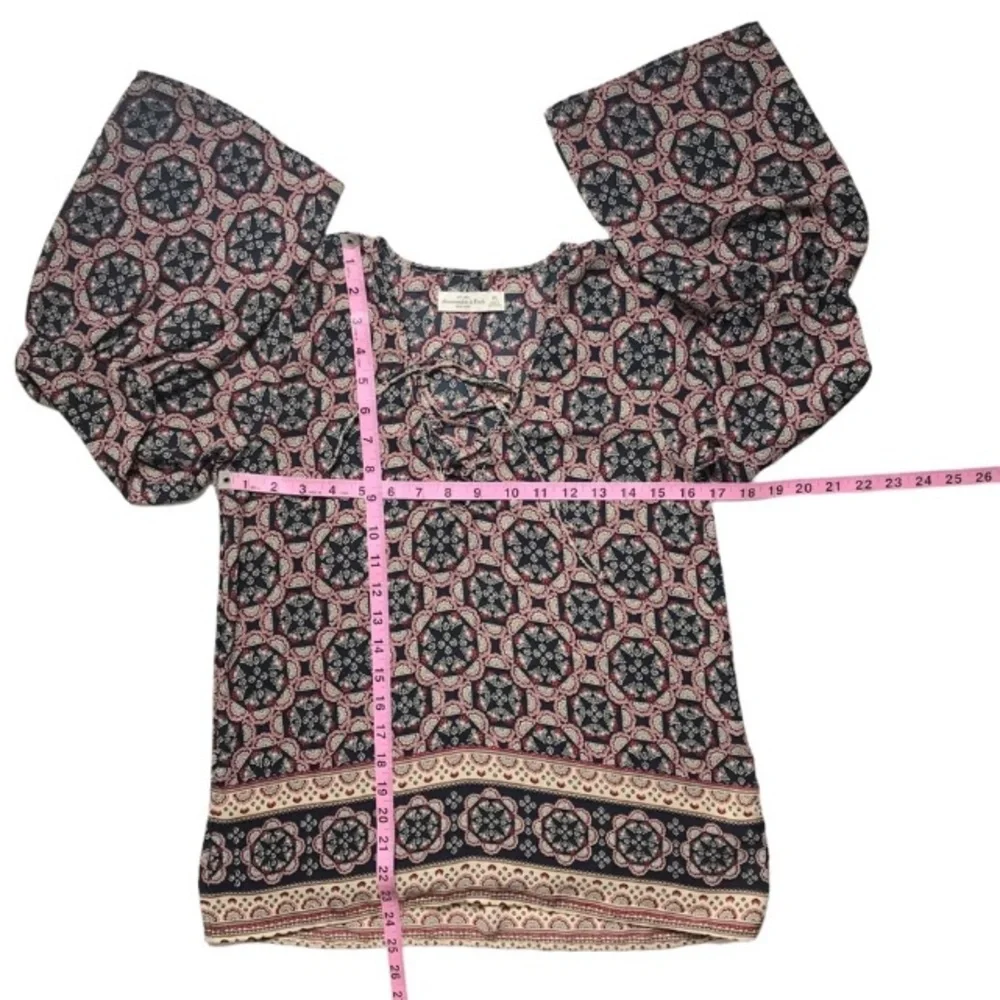 Abercrombie A&F Boho Tie V-Neck Bell Sleeve Blouse Top Peasant Hippie EUC SZ XS